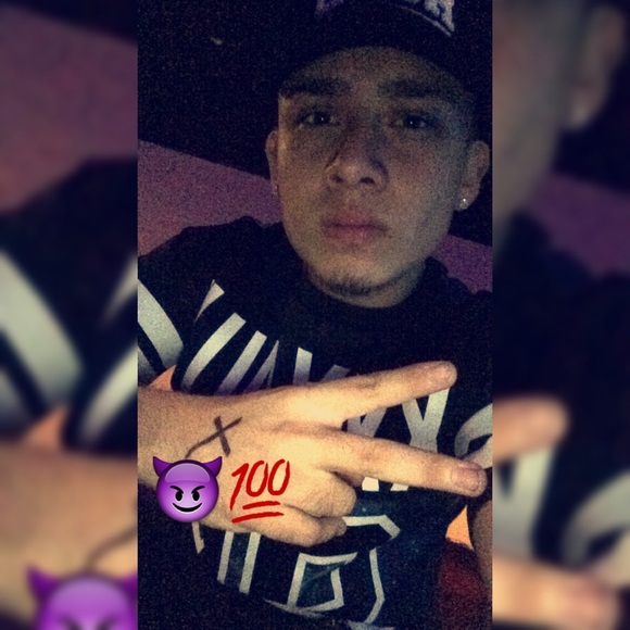 Meet your Posher, Gon - Picture 3 of 4