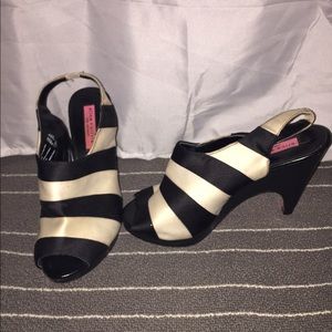 Stripe heeled peep toes