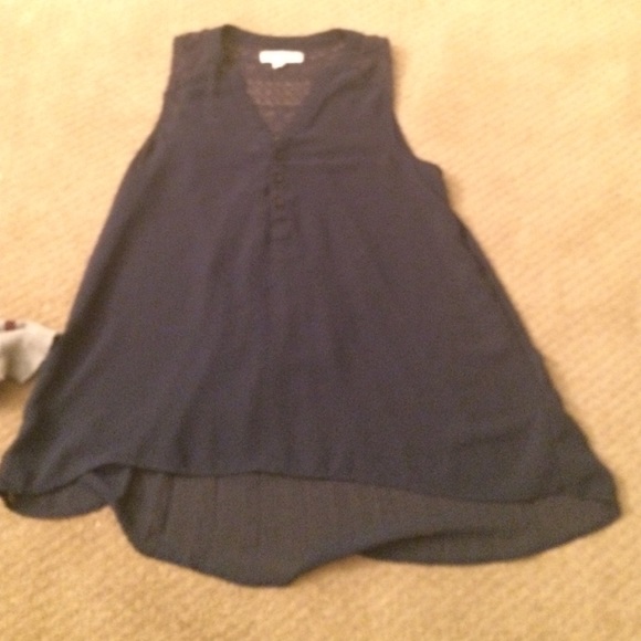 Super cute and dressy Aeropostale navy blue top