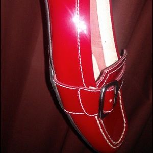 BNWOB Arturo Chiang patent leather loafers