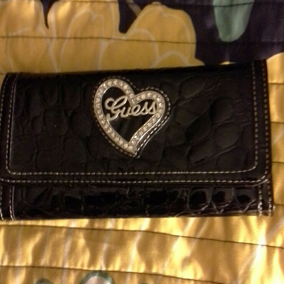 Guess wallet