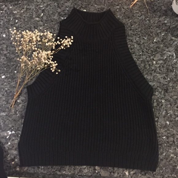 Kendall and Kylie tank sweater