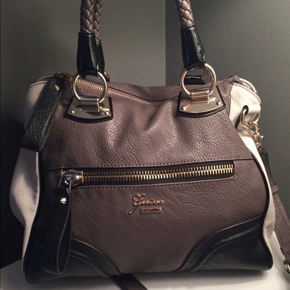 GUESS color blocking handbag