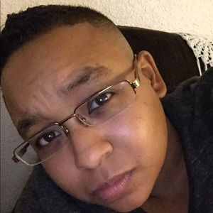 Meet your Posher, Jay