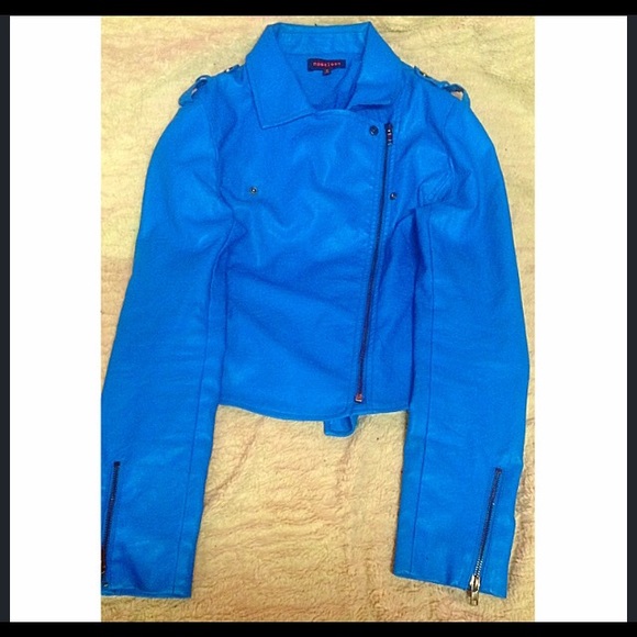 ✨✨Blue leather jacket ✨✨
