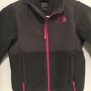 Kids North Face Denali fleece jacket.