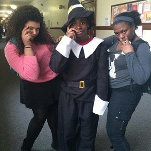 Meet your Posher, Elizabeth