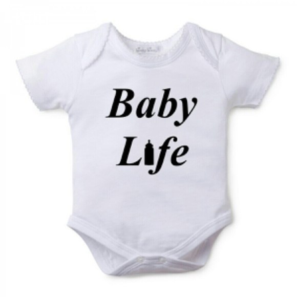 Baby onsies - Picture 1 of 1