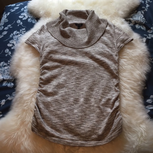 Brand New Apt. 9 Grey Shimmer Cowl Neck Size Small