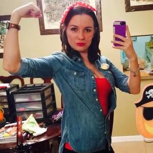 Meet your Posher, Katie lee