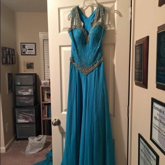 Gorgeous sequin formal dress