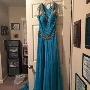 Gorgeous sequin formal dress