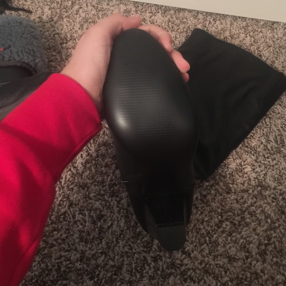 BRAND NEW! never worn before boots 10/10 size 7 - Picture 3 of 3