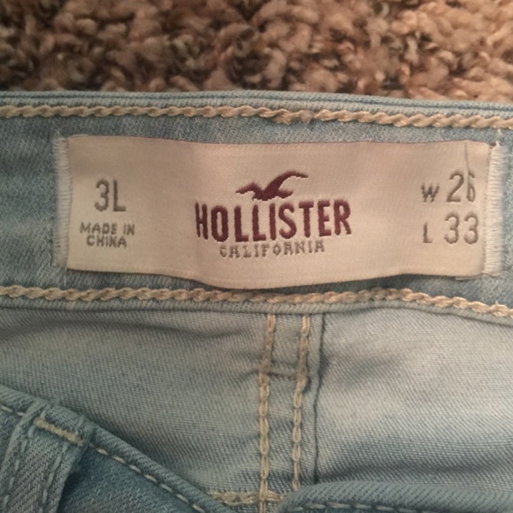 Hollister jeans with holes - Picture 2 of 3