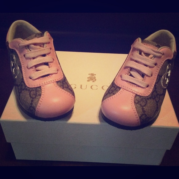 💥💥💥SOLD💥💥💥 Pink Gucci Canvas Sneaker