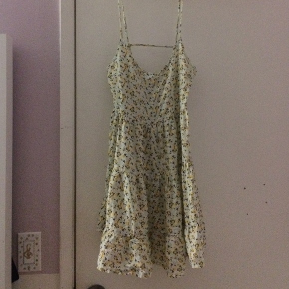 Dress - Picture 1 of 4