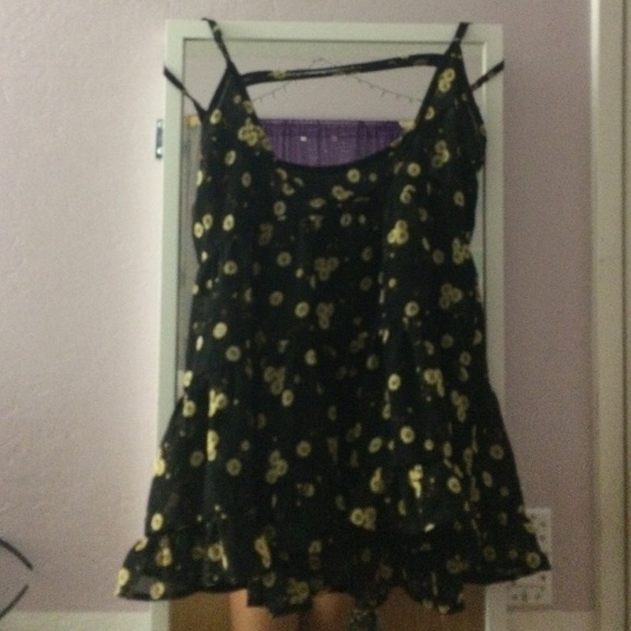 Dress - Picture 2 of 3