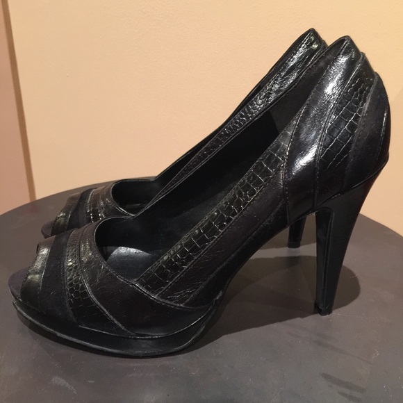 nine west suede leather open toe heels 7.5
