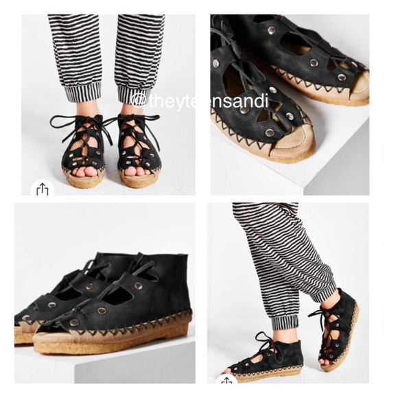 Urban Outfitters Shoes - Jeffrey Campbell Leather Karley Lace-Up Moc Flat