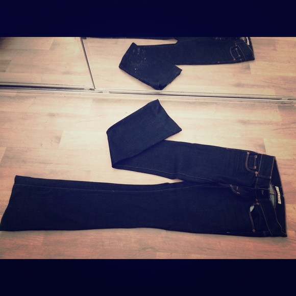 J BRAND "Heartbreaker" jeans - never worn