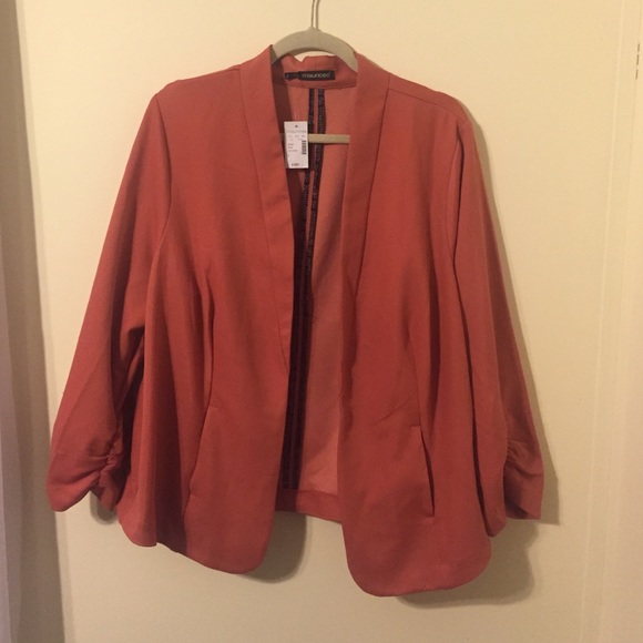 NWT Maurice's blazer