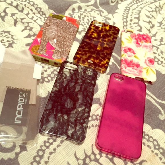 Accessories - Bundle of 5 iphone 5/5s cases & screen protectors