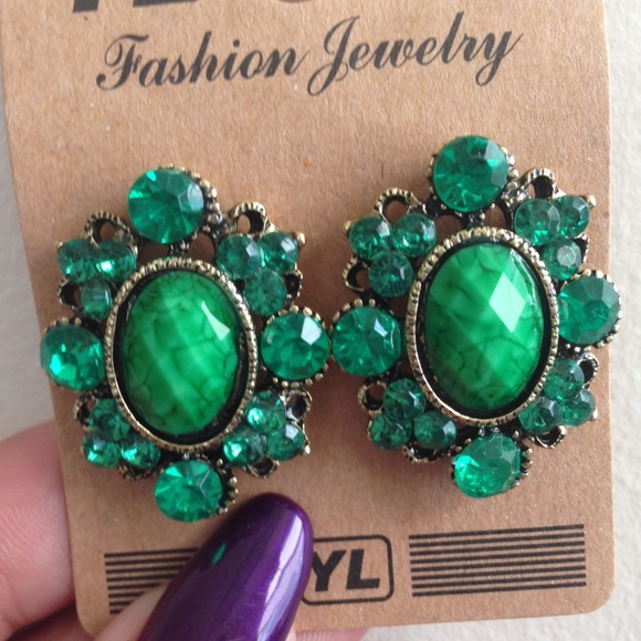 Emerald Green Earrings
