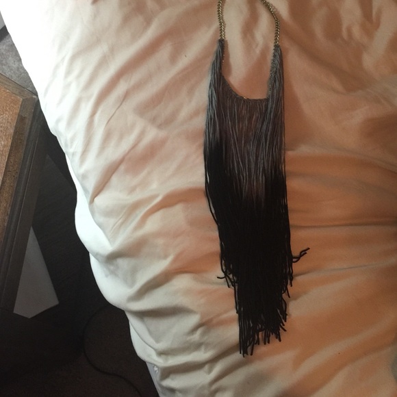 String necklace - Picture 2 of 4