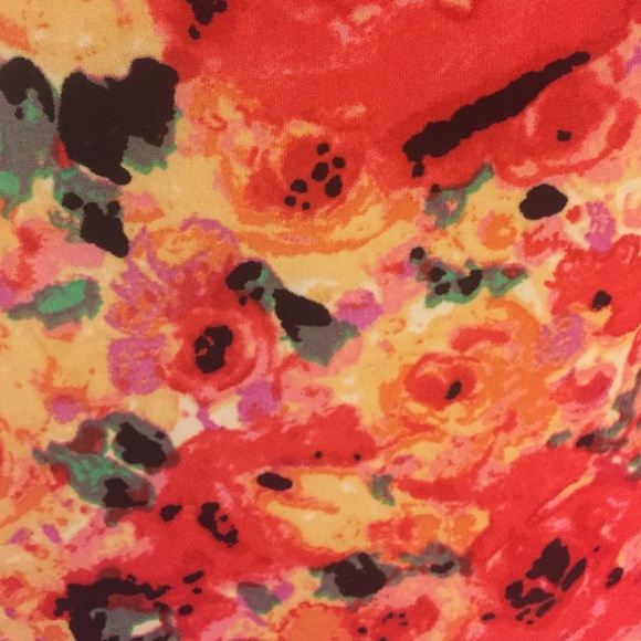 LucieLu Boutique Floral Dress *PRICE IS FIRM* - Picture 2 of 4