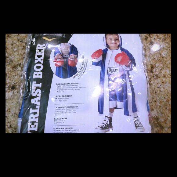 Halloween costume, new