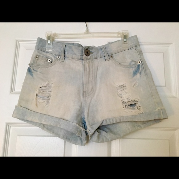 High waist jean shorts - Picture 1 of 3