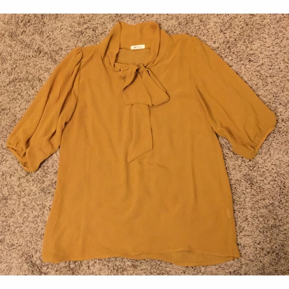 Everly Mustard Top