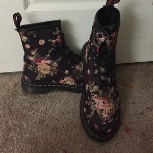 Floral doc martens