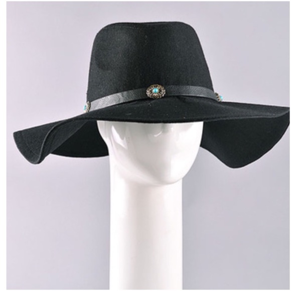 Sunburst Metallic Charm Wool Hat