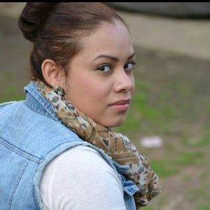 Meet your Posher, Carmen