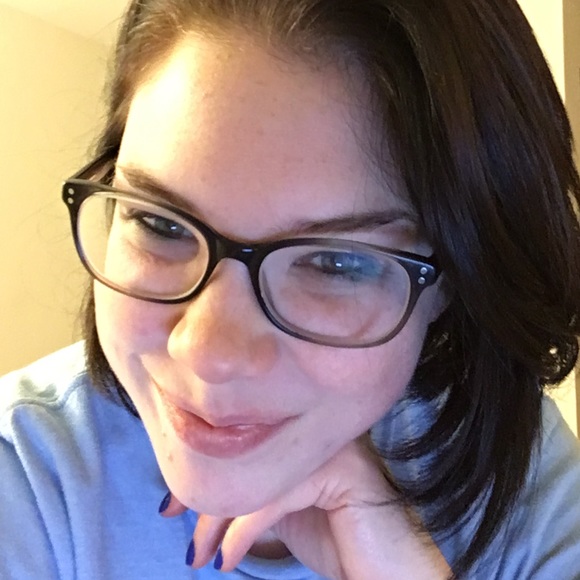 Meet your Posher, Jacquelyn