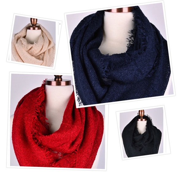 Fringe Trim Infinty Scarf