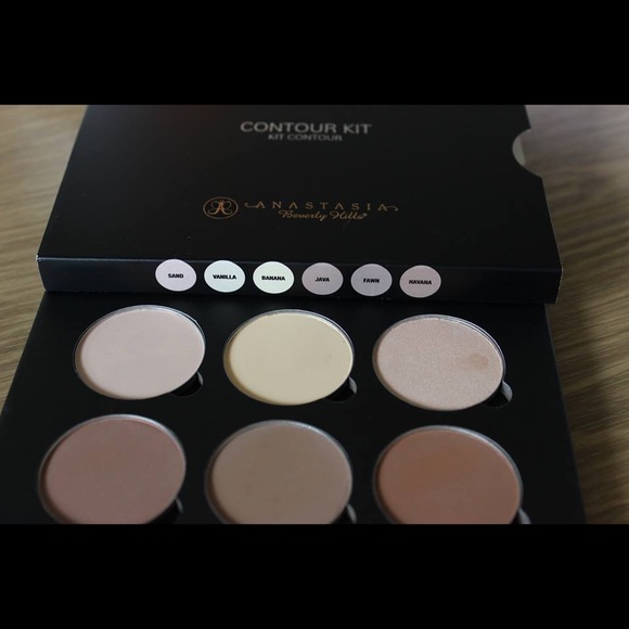 Anastasia contour powder pallet💁🏻