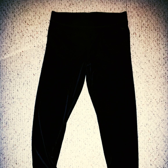 VS 🌸SOLD🌸 - Picture 4 of 4