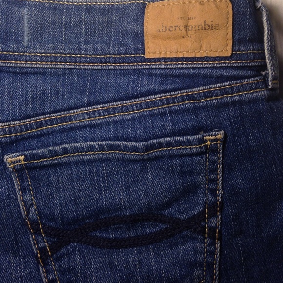 Abercrombie shorts Jr. size 14 - Picture 3 of 4