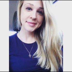 Meet your Posher, Liz