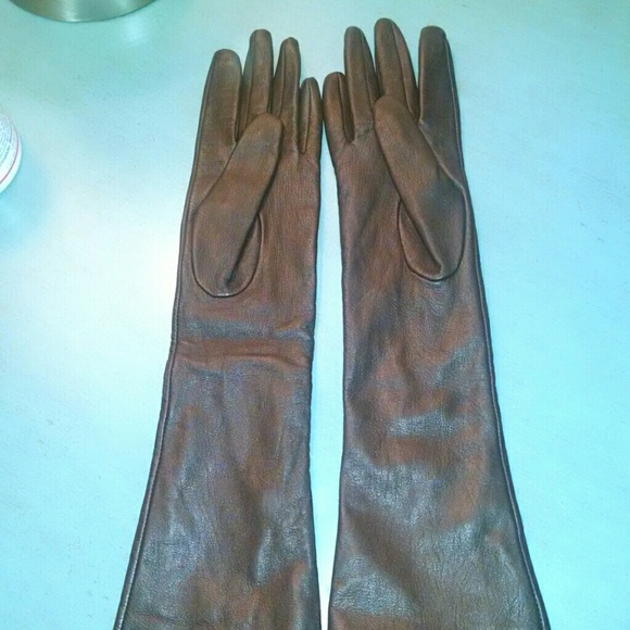 Long leather BCBG gloves