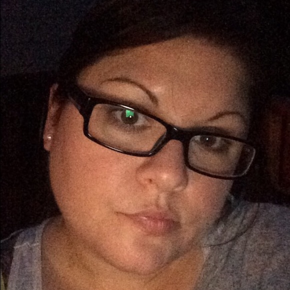 Meet your Posher, Renee