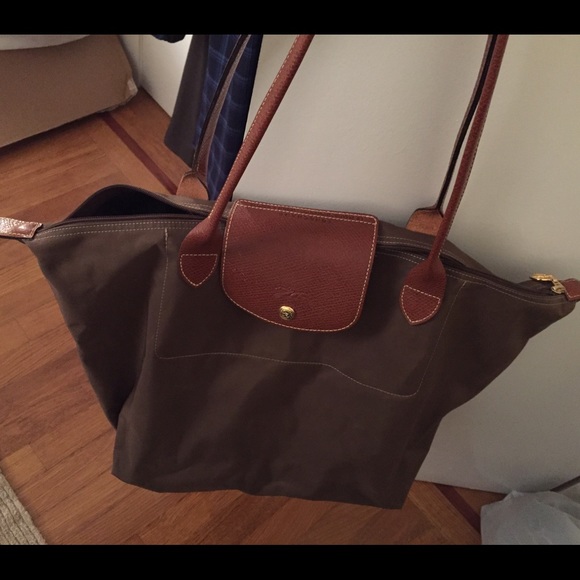 Longchamp Handbags - Longchamp le pilage large shoulder bag