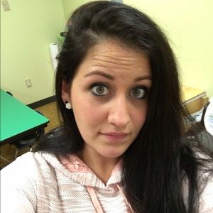 Meet your Posher, Aimee