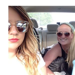 Meet your Posher, Taylor