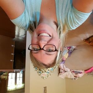 Meet your Posher, Amber