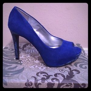 Blue snakeskin peep toe heels
