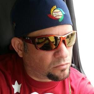 Meet your Posher, Maximo