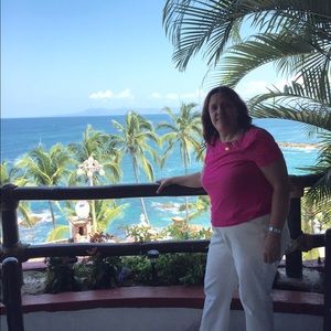 Meet your Posher, Irena